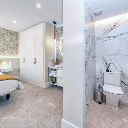 La Joya Suites- Near The * Puerto del Carmen (Lanzarote)
