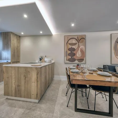 Holiday home La Joya Suites- Near The